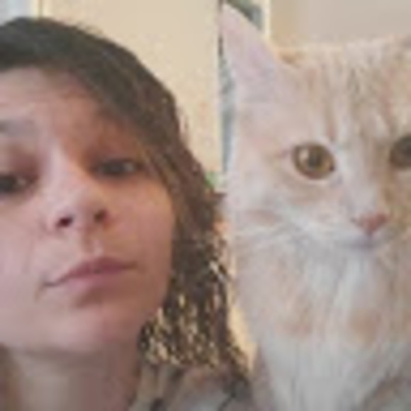 Meet your Posher, Jessica - Picture 1 of 1